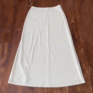 Soho Apparel Ivory Maxi‎ Skirt